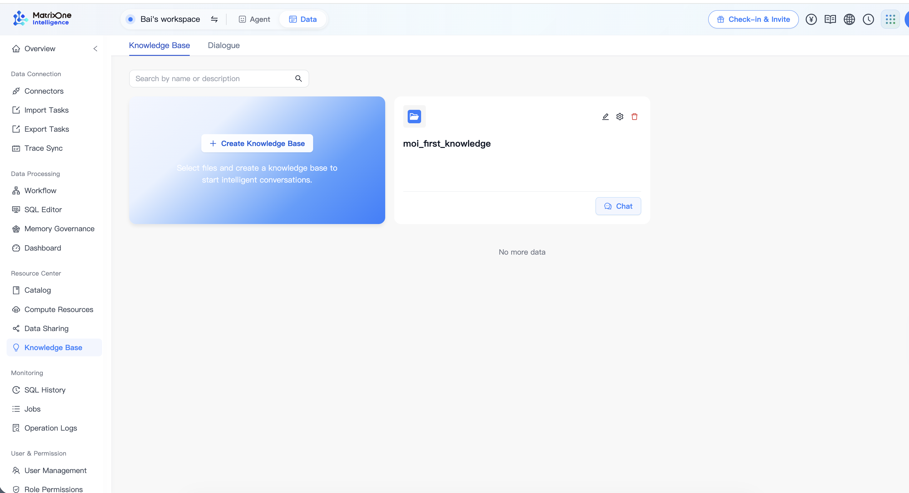 Knowledge Base list showing the moi_first_knowledge card and its Chat button