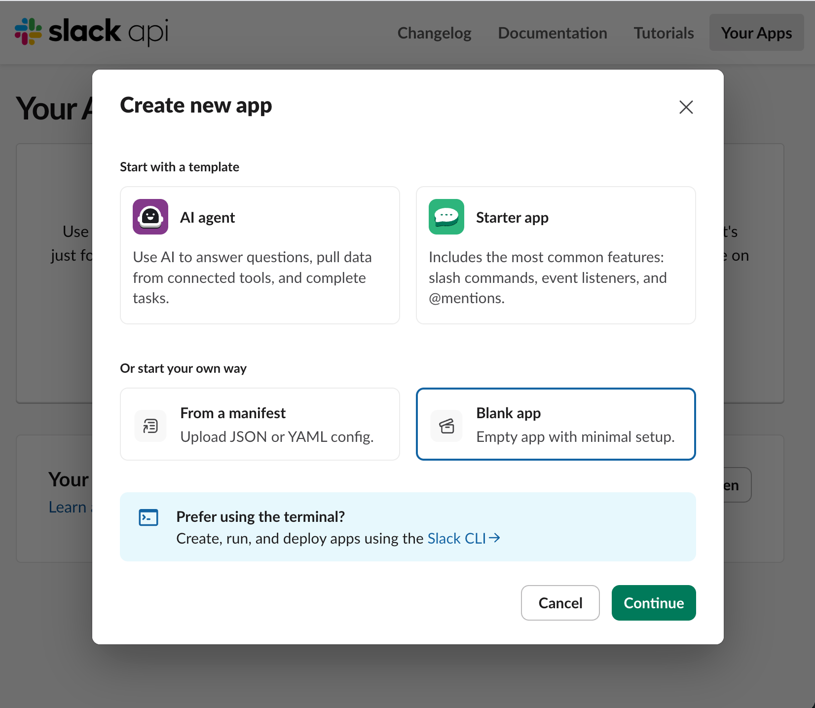 创建 Slack 应用时选择 Blank app。